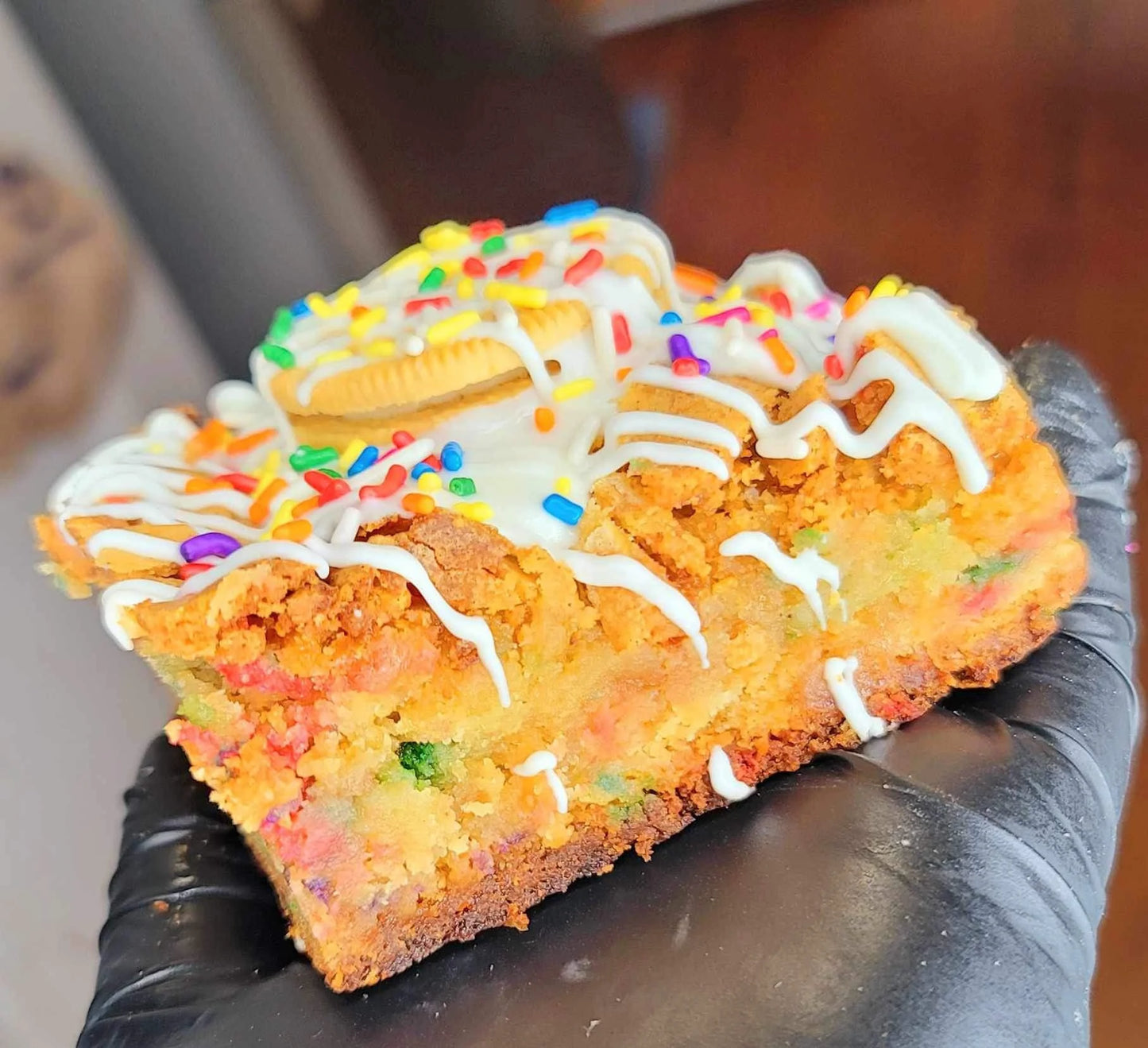 XL Celebration Confetti Blondies