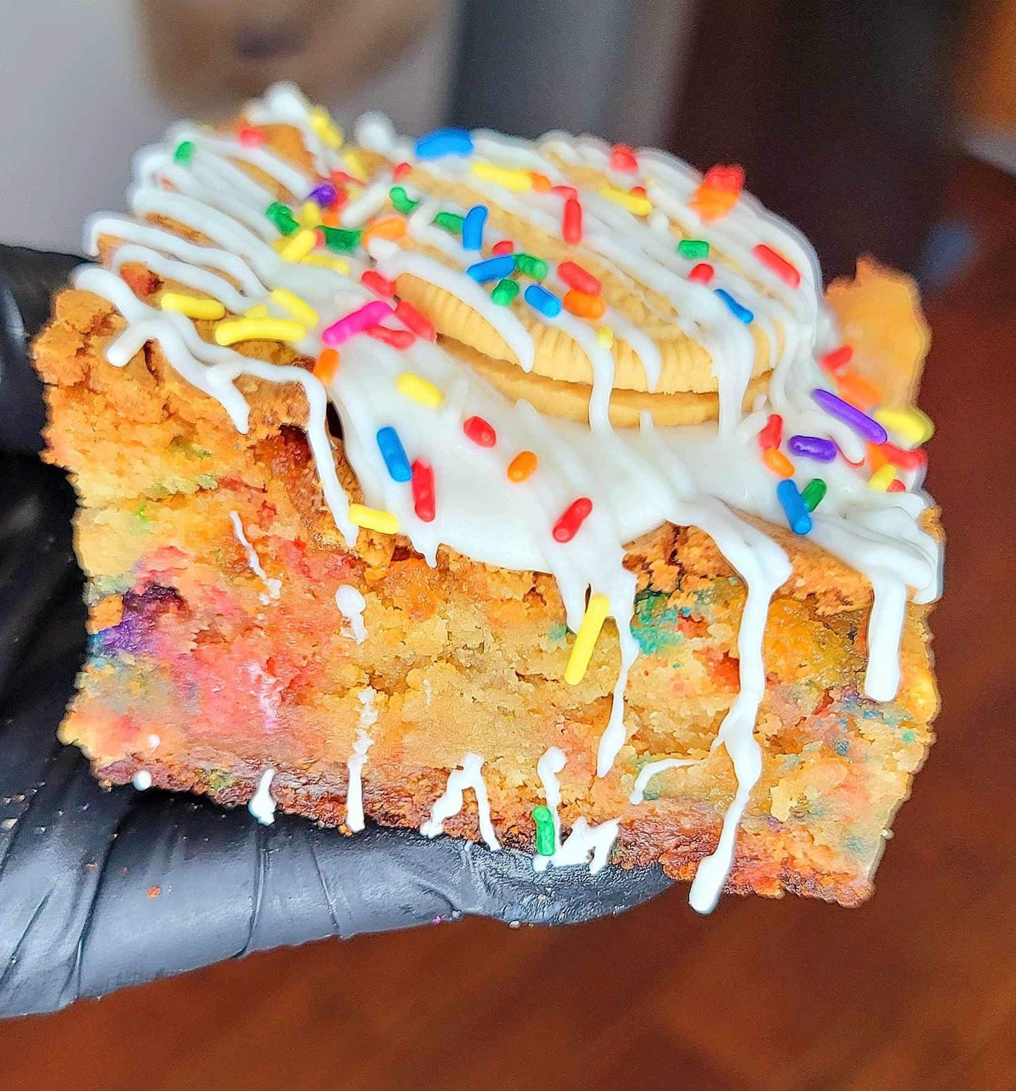 XL Celebration Confetti Blondies